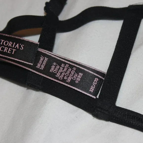 Victoria's Secret Very Sexy Caged Bra - Picture 9 of 13